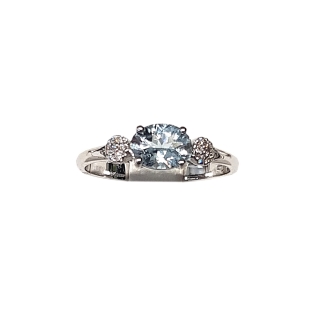 18 Kt. White Gold Ring with 0,40 Ct. Aquamarine and 0,06 Ct. Natural Diamonds