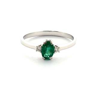 750 Mill. White Gold Ring with 0,04 Ct. Diamonds and 0,36 Ct. Emerald