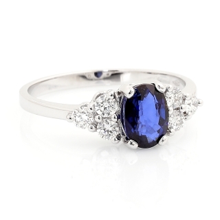 750 Mill. White Gold Ring with 0,30 Ct. Diamonds and 1,10 Ct. Sapphire