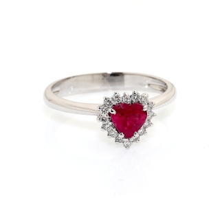 750 Mill. White Gold Ring with 0,15 Ct. Diamonds and 0,58 Ct. Ruby