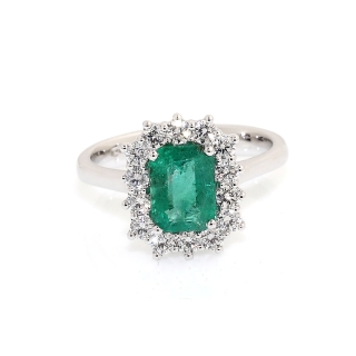750 Mill. White Gold Ring with 0,56 Ct. Diamonds and 1,18 Ct. Emerald